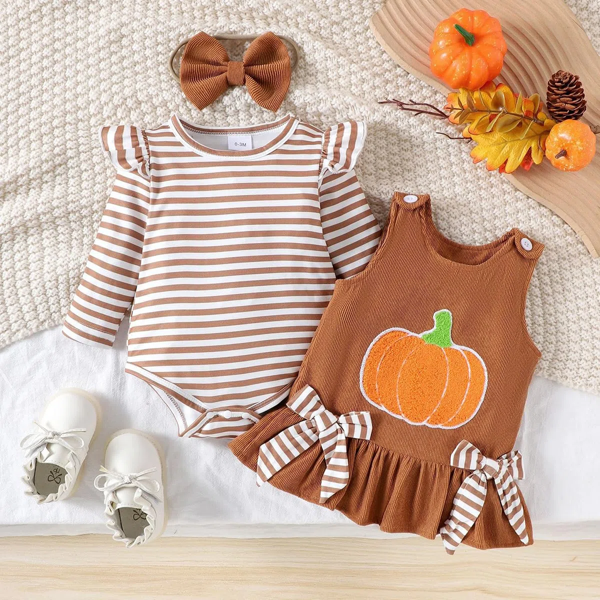 Baby Mädchen Halloween Röcke Sets Rüschen Langarm Tupfen Strampler Top + Süß Kürbis Overalls Hosenträger Kleid Herbst Kleidung Outfits 3Pcs Brauner Kürbis 3-6 Monate