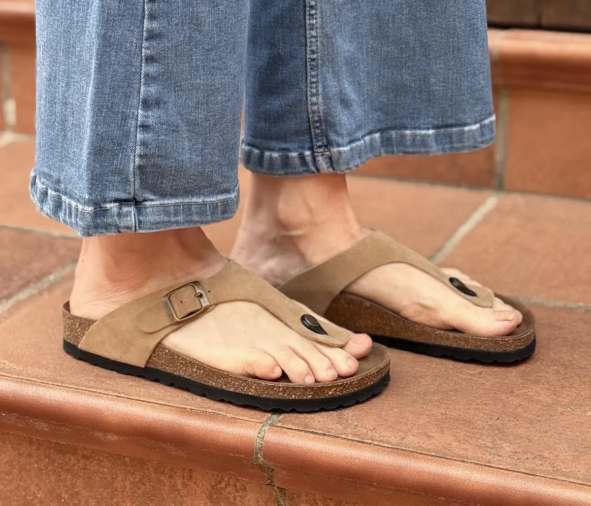 Ledersandalen, Zehentrenner, anatomische Kork-Innensohle, Echtes Leder, Naturkork, Verstellbare Schnalle, Unisex-Zehensandalen, rutschfeste EVA-Sohle, Qualitätssandale Made in Spain