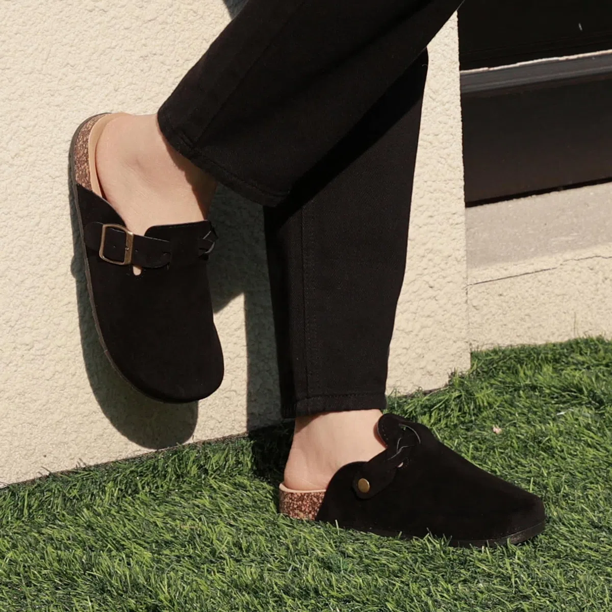 Unisex Clogs Pantoletten mit Kork Leder Hausschuhe Gartenschuhe mit Premium Fußbett