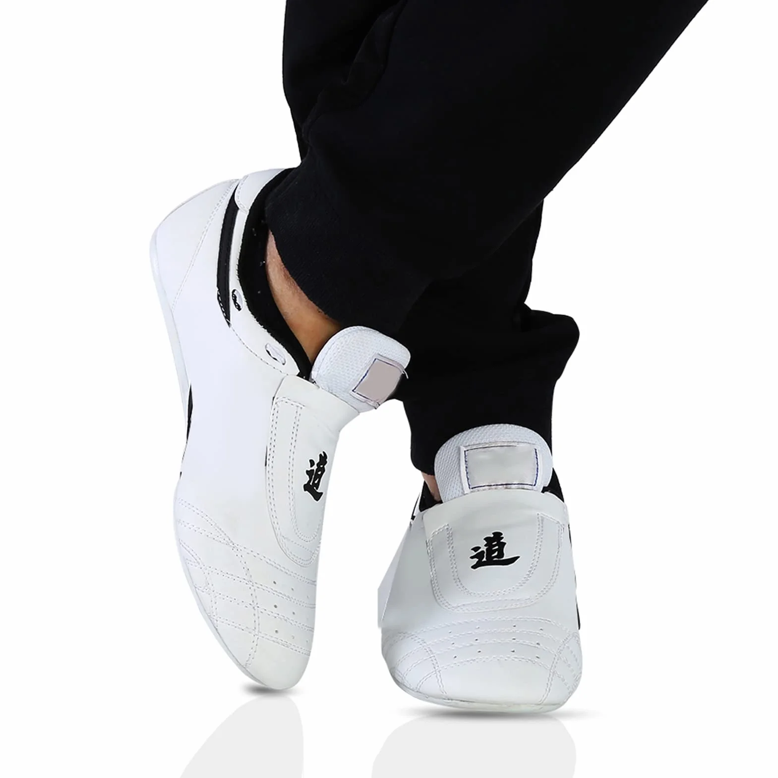 Taekwondo-Schuhe, Atmungsaktive Kampfsport-Turnschuhe Taekwondo-Schuhe Sport Boxen Kung Fu Schuhe für Männer und Frauen Kinder 40: