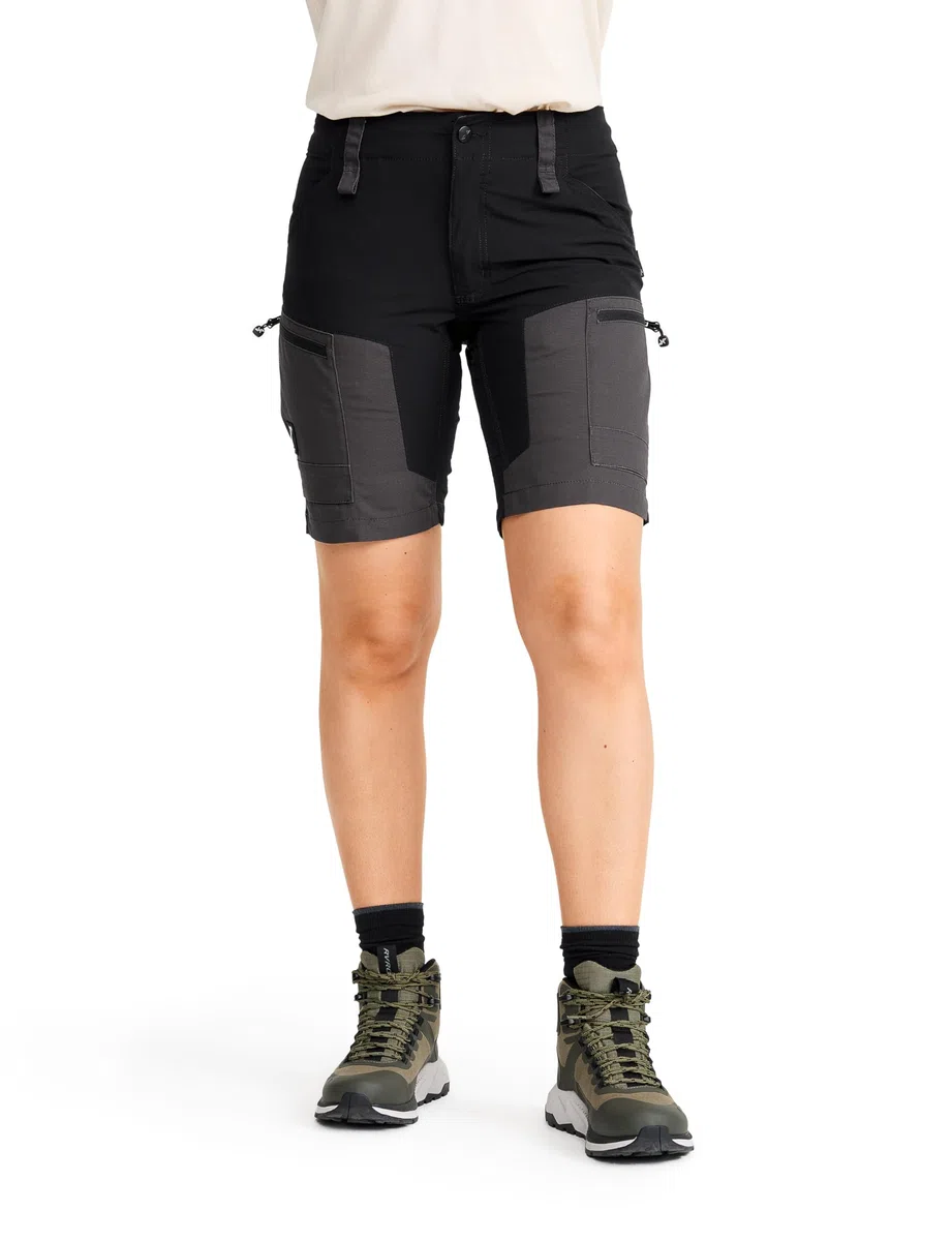 RevolutionRace RVRC GP Shorts für Damen, strapazierfähige und belüftete Wandershorts für alle Outdoor-Aktivitäten