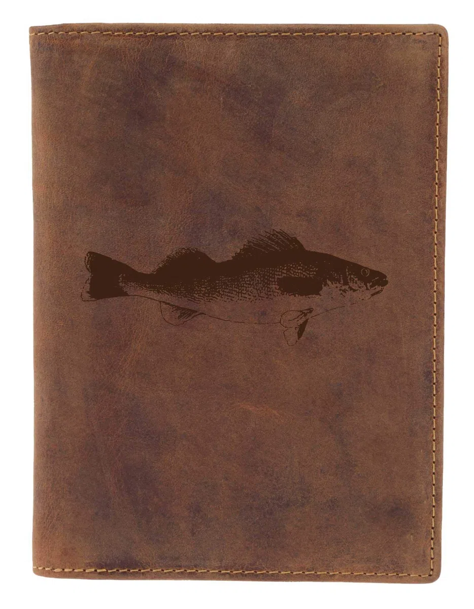 Greenburry Leder-Ausweismappe mit Fisch Motiv I Leder Dokumentenmappe für Angler Ledermappe - 16,5x1,5x12cm