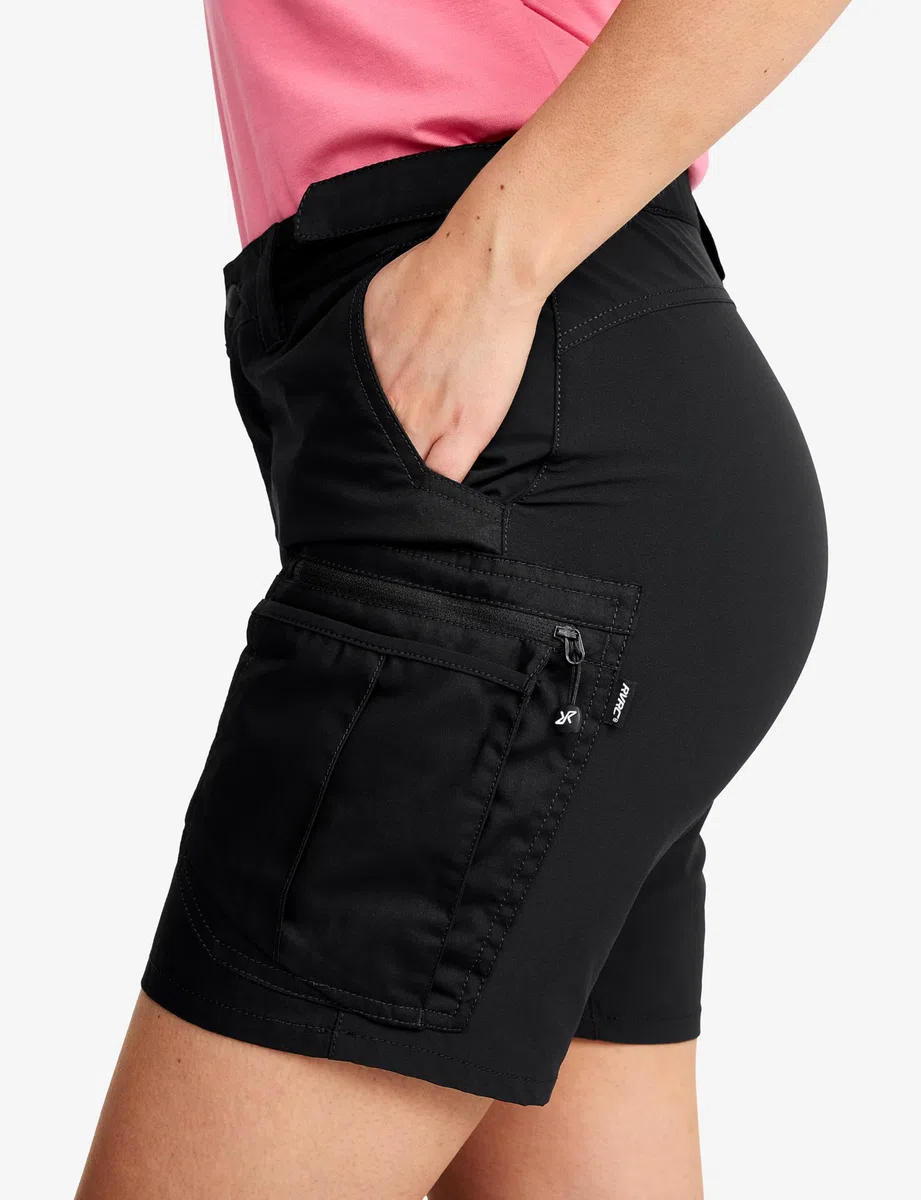RevolutionRace Rambler Lightweight Pro Shorts für Damen, Leichte Kurze Hose und Wandershorts für Damen