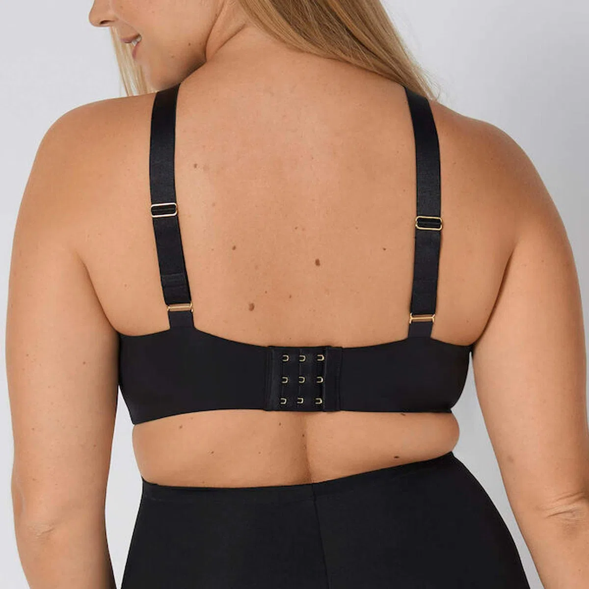 Triumph Damen Body Make-up Essentials Minimizer Wp Minimizer Bra (1er Pack)