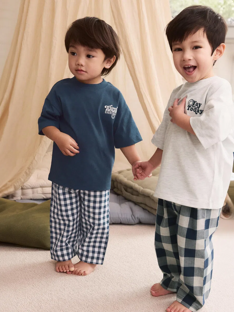 NEXT Jungen Kurzarm-Schlafanzug mit Langer Hose, 2er-Pack