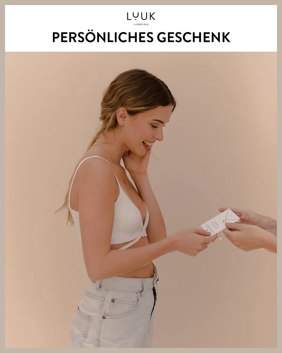 LUUK LIFESTYLE Feminine Halsketten aus Edelstahl mit schlichten Anhängern in zeitlosem Design, Glücksbringer, alltagstauglich und langlebig, HAPPINESS Spruchkarte, Geschenk, Silber, Gold, Roségold