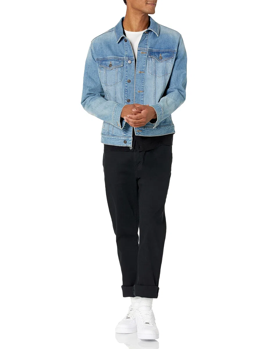 Amazon Essentials Herren Jeans, Slim-Fit-Stretch, Bootcut - Auslauffarben