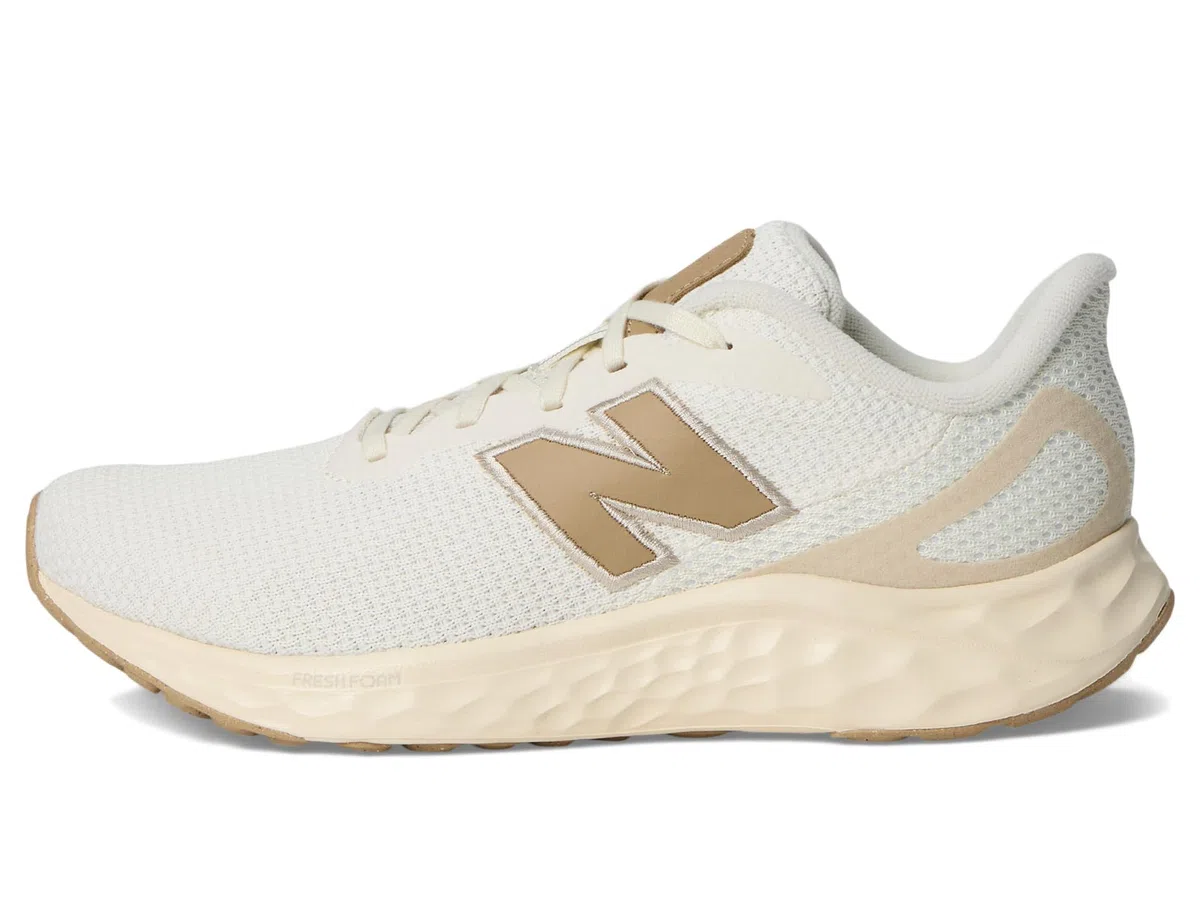 New Balance Damen Fresh Foam Arishi V4 Laufschuh, Angora/Weihrauch/Angora, 9.5