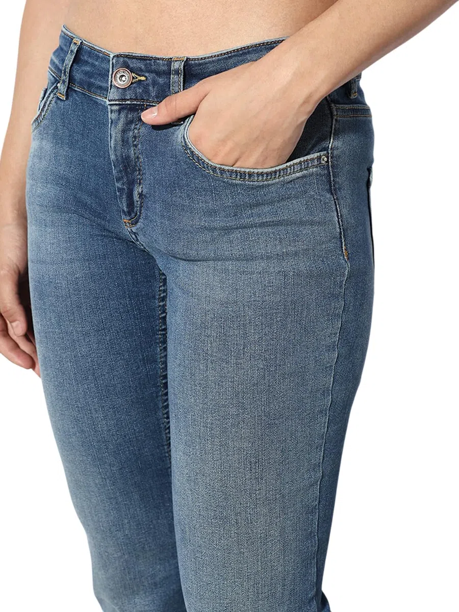 ONLY Female Flared fit Jeans ONLBLUSH Niedrige Taille Flared Jeans | Flared fit jeans