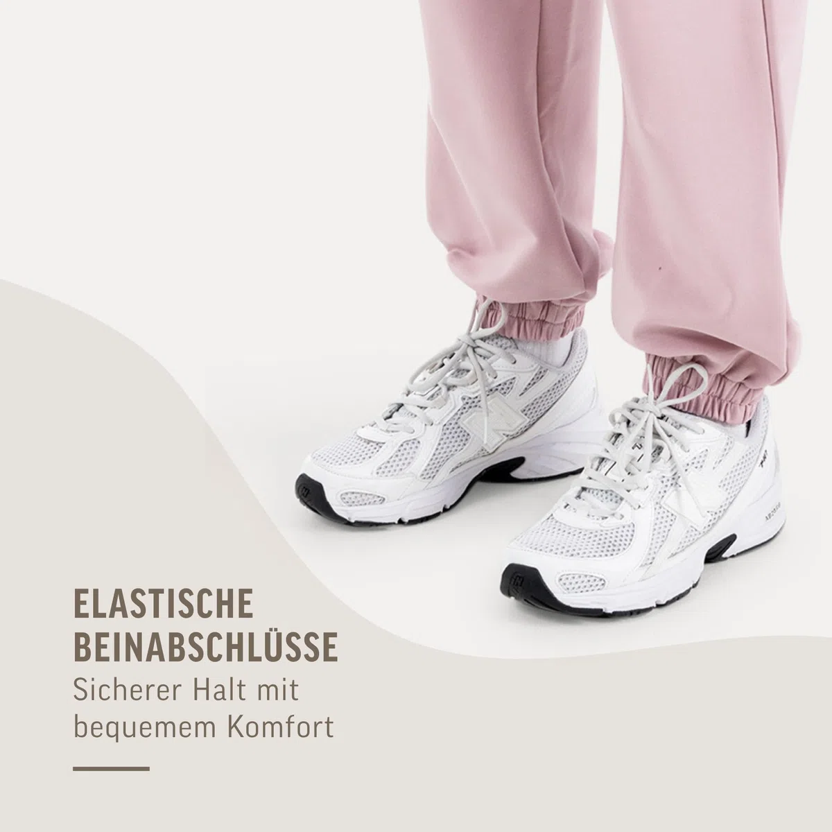 SMILODOX Jogginghose Damen Elura, Tapered Fit Trainingshose, Sweatpants mit elastischem Bund, Tunnelzug und Kordelzug, Elastische Beinabschlüsse Logo-Stitching Clean Fit, Gym & Homewear