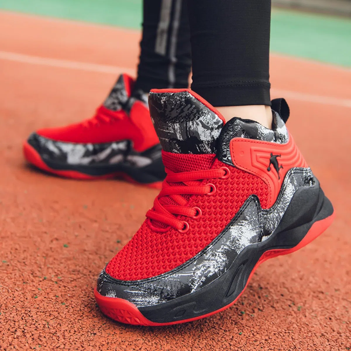 Basketballschuhe für Kinder und Jugendliche, rutschfeste atmungsaktive Sportschuhe für Training und Freizeit