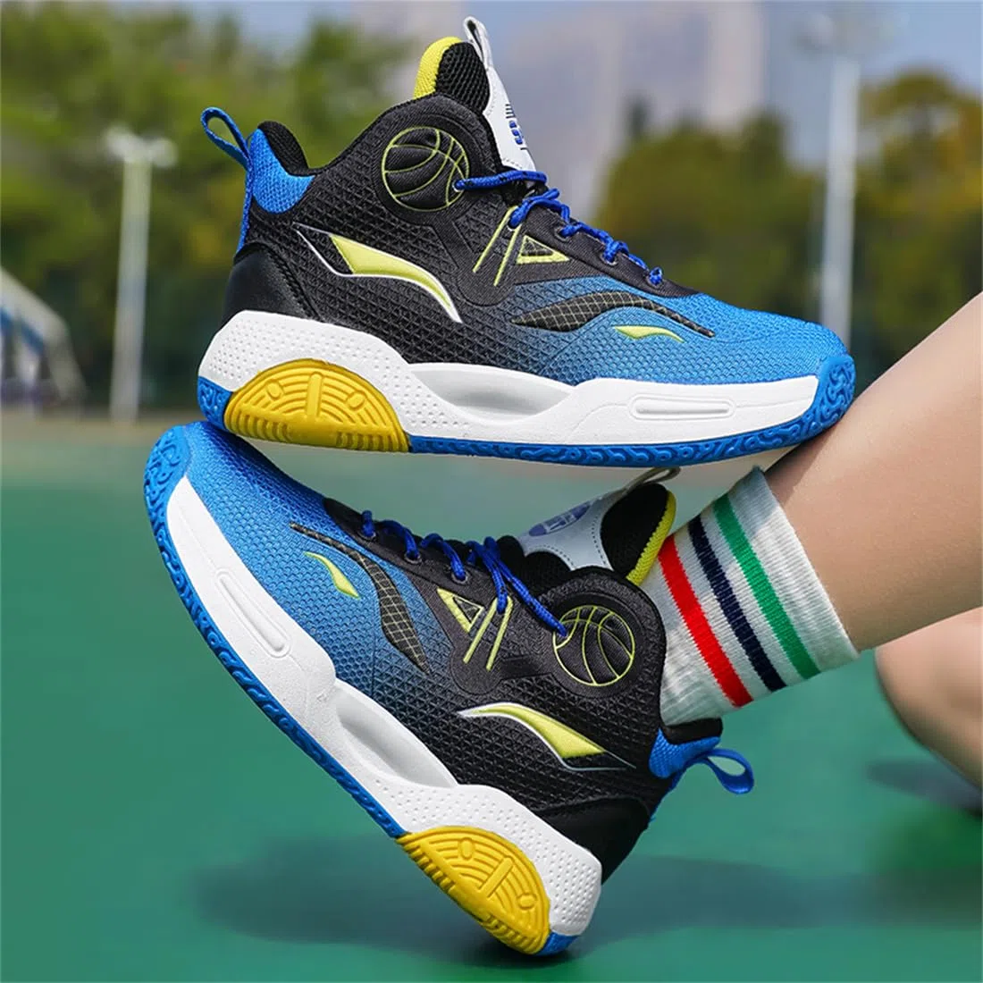 Basketballschuhe Jungen Turnschuhe Kinder Sneaker High Top Outdoor Sportschuhe Anti Skid Atmungsaktive Basketballschuhe für Mädchen, 37EU
