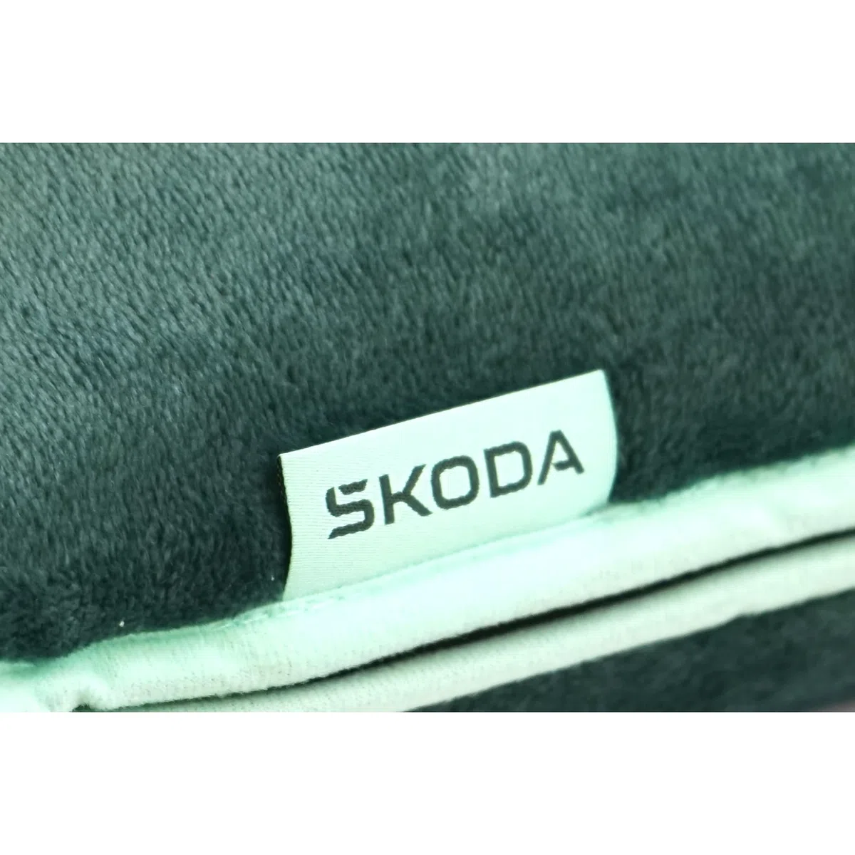 Skoda 6U0084509 Reisedecke Kissen 2-in-1 Fleecedecke Kopfkissen, grün