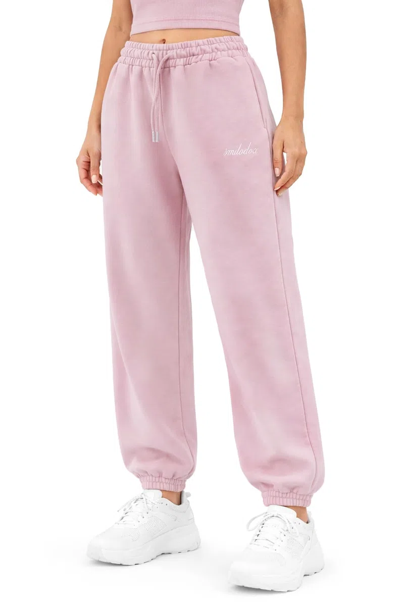 SMILODOX Jogginghose Damen Elura, Tapered Fit Trainingshose, Sweatpants mit elastischem Bund, Tunnelzug und Kordelzug, Elastische Beinabschlüsse Logo-Stitching Clean Fit, Gym & Homewear