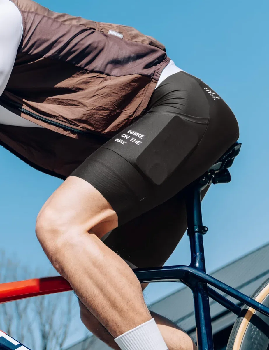 INBIKE Fahrradhose für Herren, 3D-gepolstert, atmungsaktiv, schnell trocknend, leicht, mit 2 Taschen