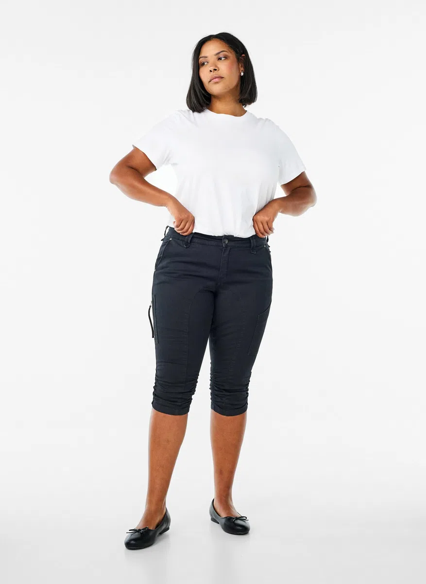 Zizzi Damen Große Größen Capri-Jeans Slim Fit Taschen Größe 42-60
