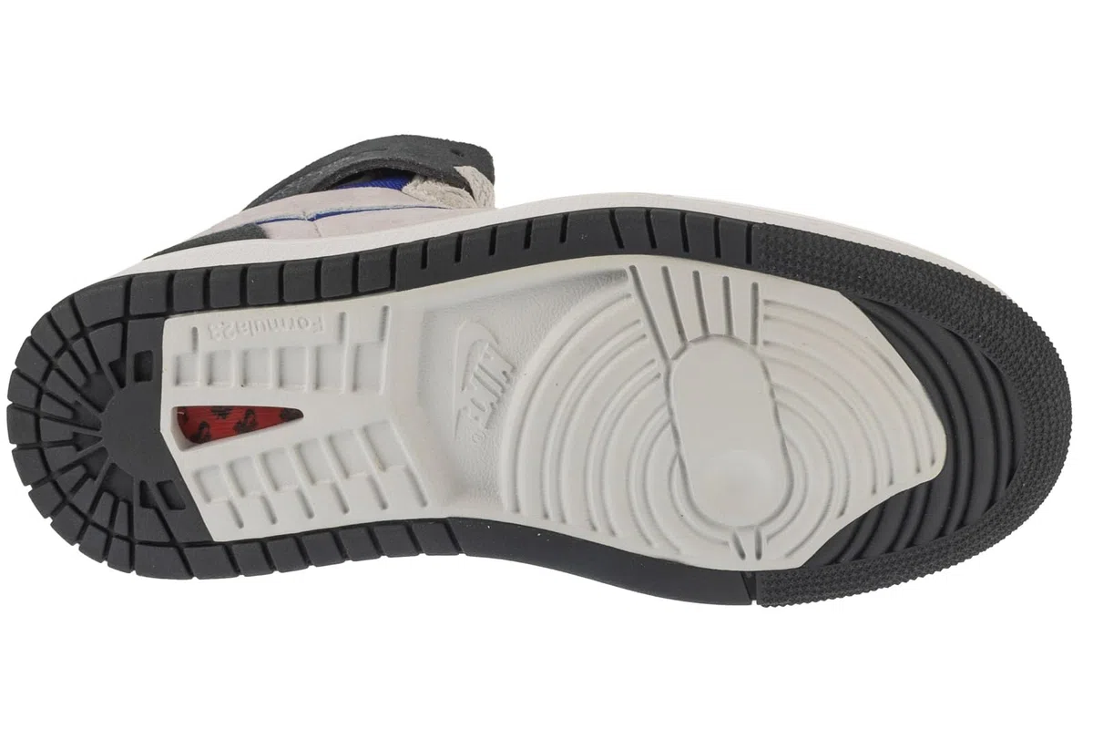 Nike Unisex Jordan 1 High Zoom Air CMFT 2 Sneaker